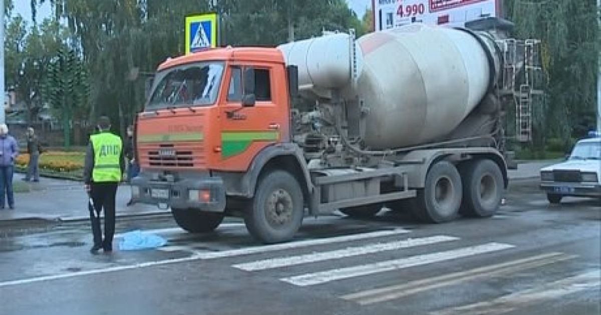 Хоробрий киянин зупинив бетонозмішувач