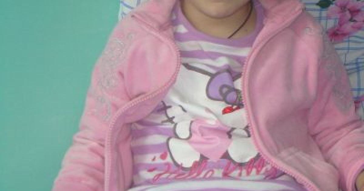 Малян Ганні всього 5 років, а їй вже доводиться боротися за своє життя