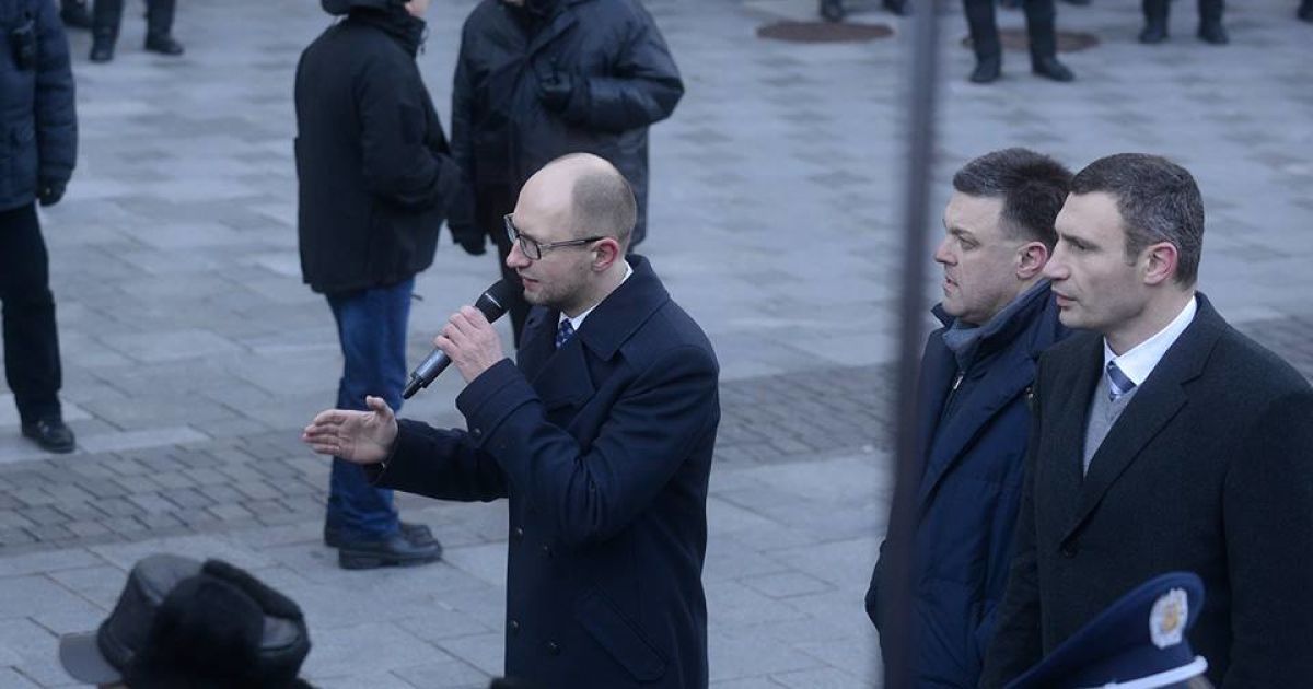 В пресс-службах партий говорят, что встреча с президентом будет такие завтра