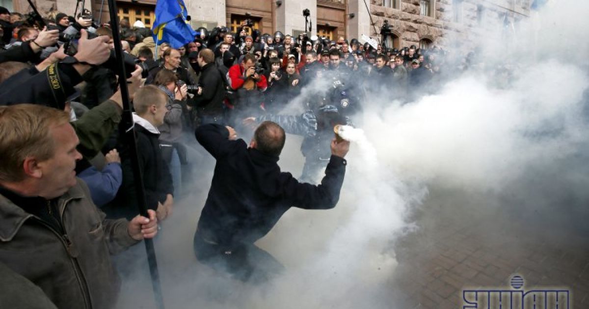 Валерій Коряк: масового застосування сльозогінного газу не було