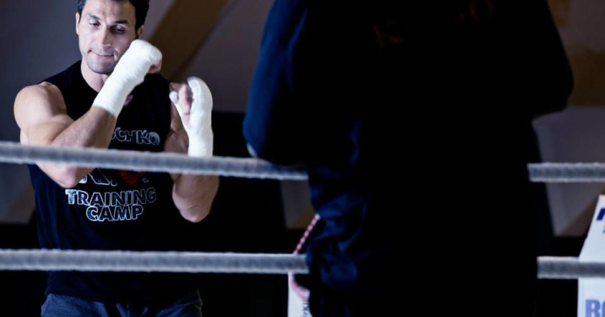 Володимир Кличко проведе бій у квітні.