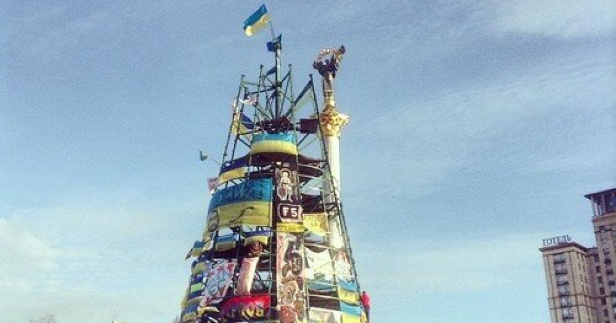 Нову ялинку поставлять не на Майдані