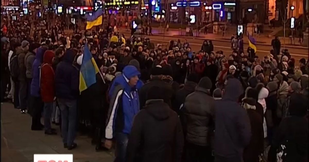 Третю добу на Євромайдані тривають протести