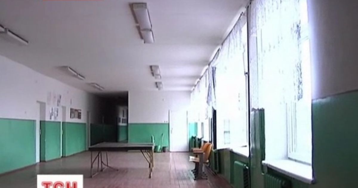 Вчителі і винуватець хіматаки  досі знаходяться у лікарні