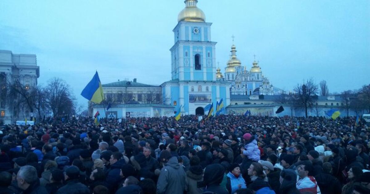 Євромайдан переїхав на Михайлівську площу