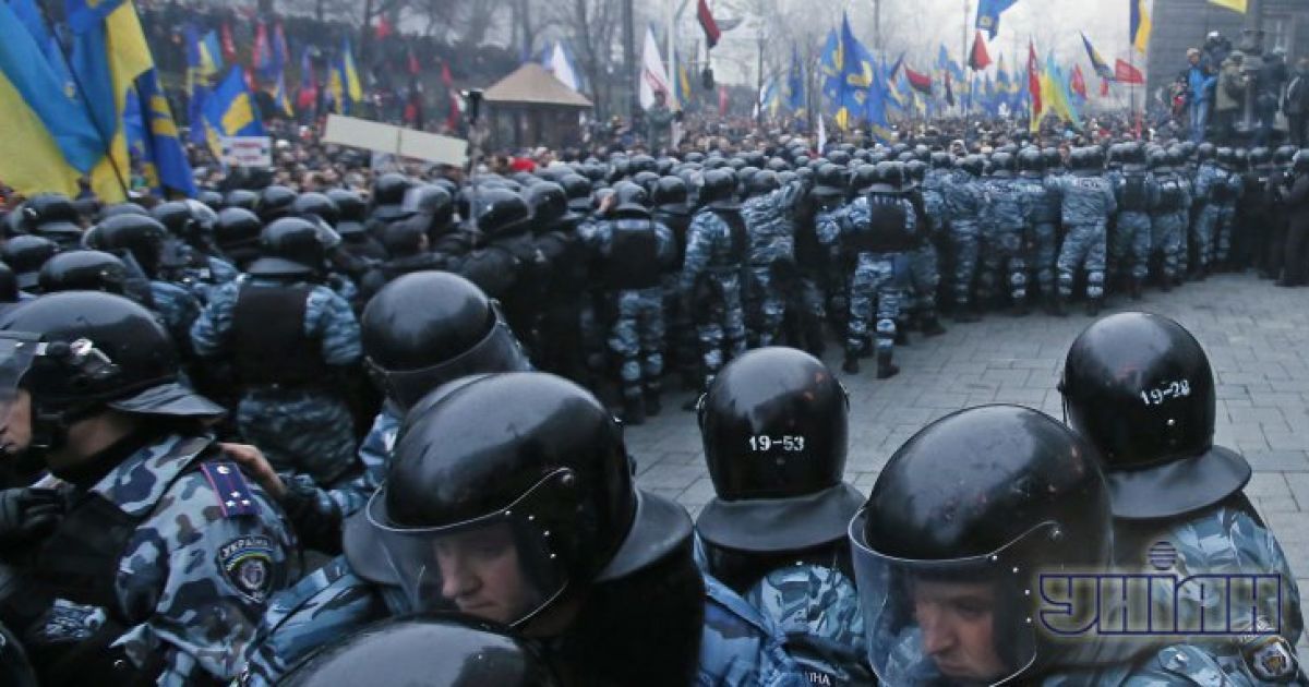 "Беркут" знову поштовхався з учасниками Євромайдану. Ілюстрація