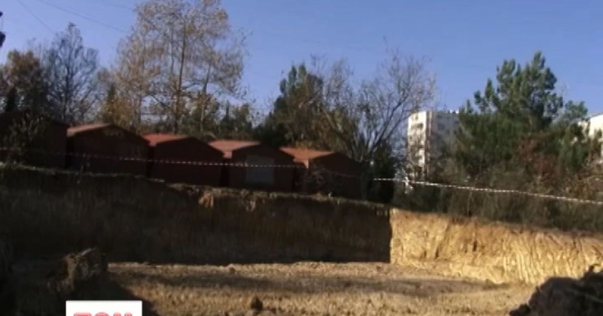 На місці шкільного стадіону має постати 11-поверхівка