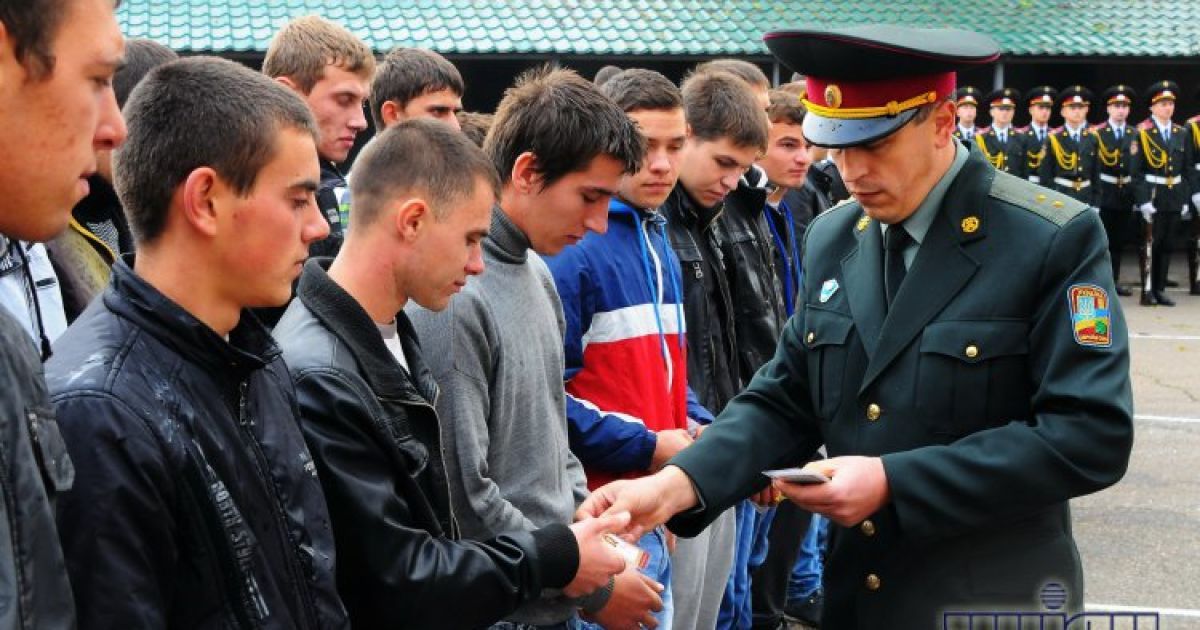 "Свобода" пропонує відновити обов&#039;язковий призов до Збройних сил України