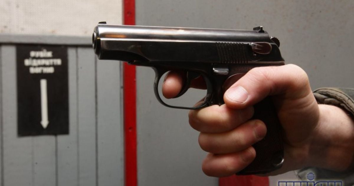 В Голосеевском районе Киева неизвестные убили милиционера