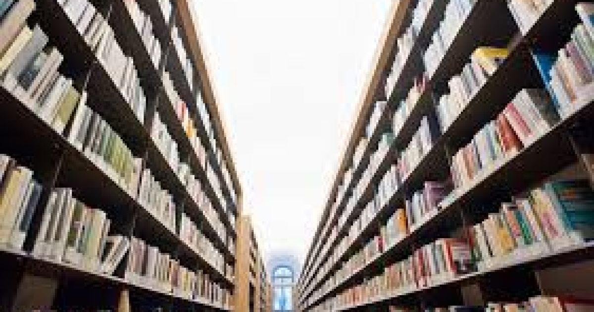 Чоловіка заарештували через бібліотечну книгу