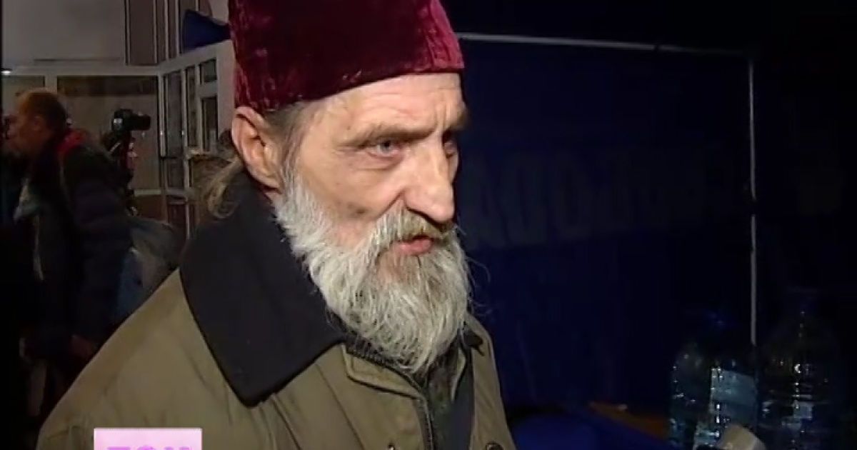 Духовну опіку Євромайдана здійснюють православні та греко-католицькі священики