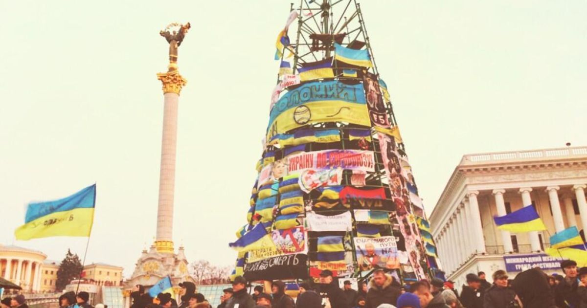 Ялинка на Майдані