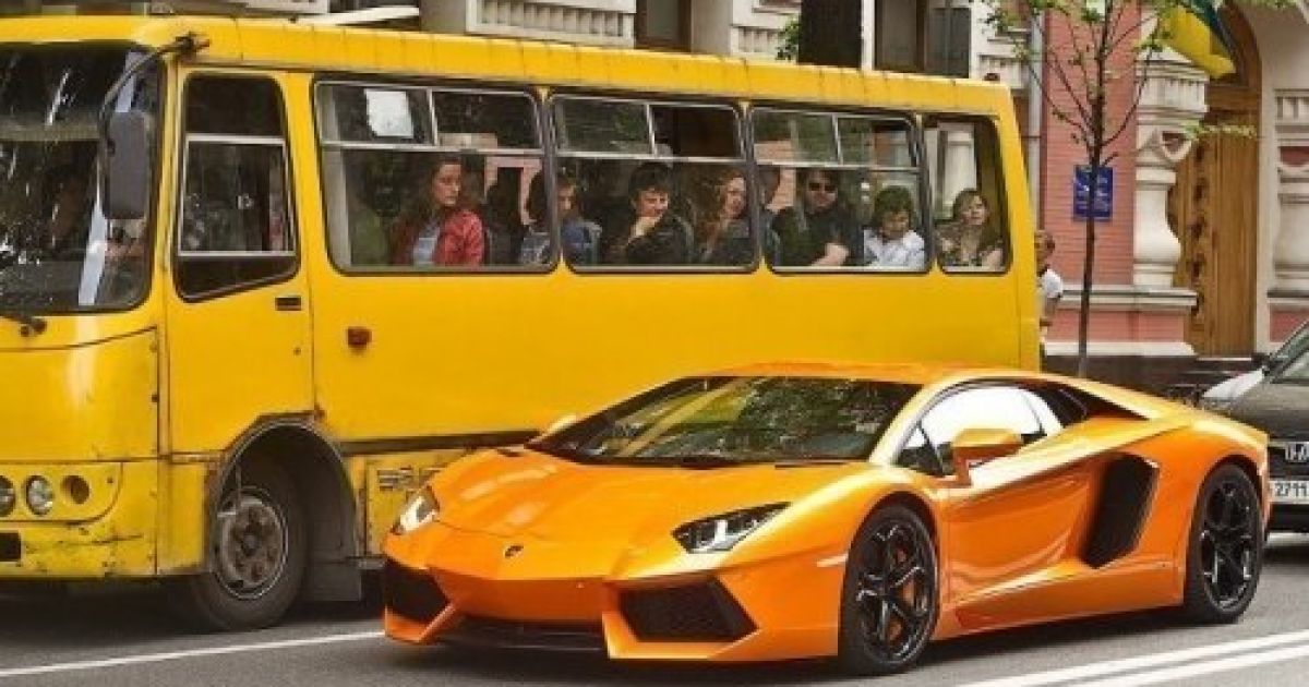 Lamborghini їхав на шаленій швидкості