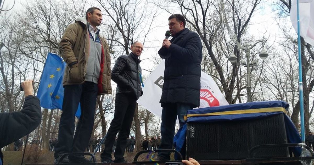 Опозиціонери прийдуть на засідання круглого столу.