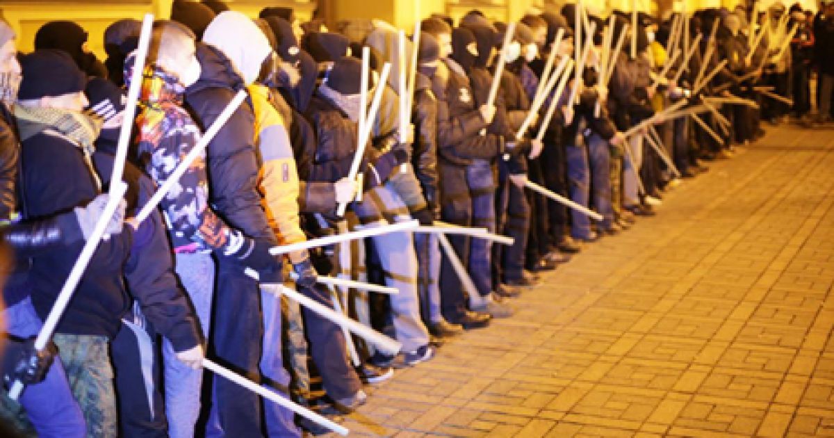Євромайдан готується до захисту