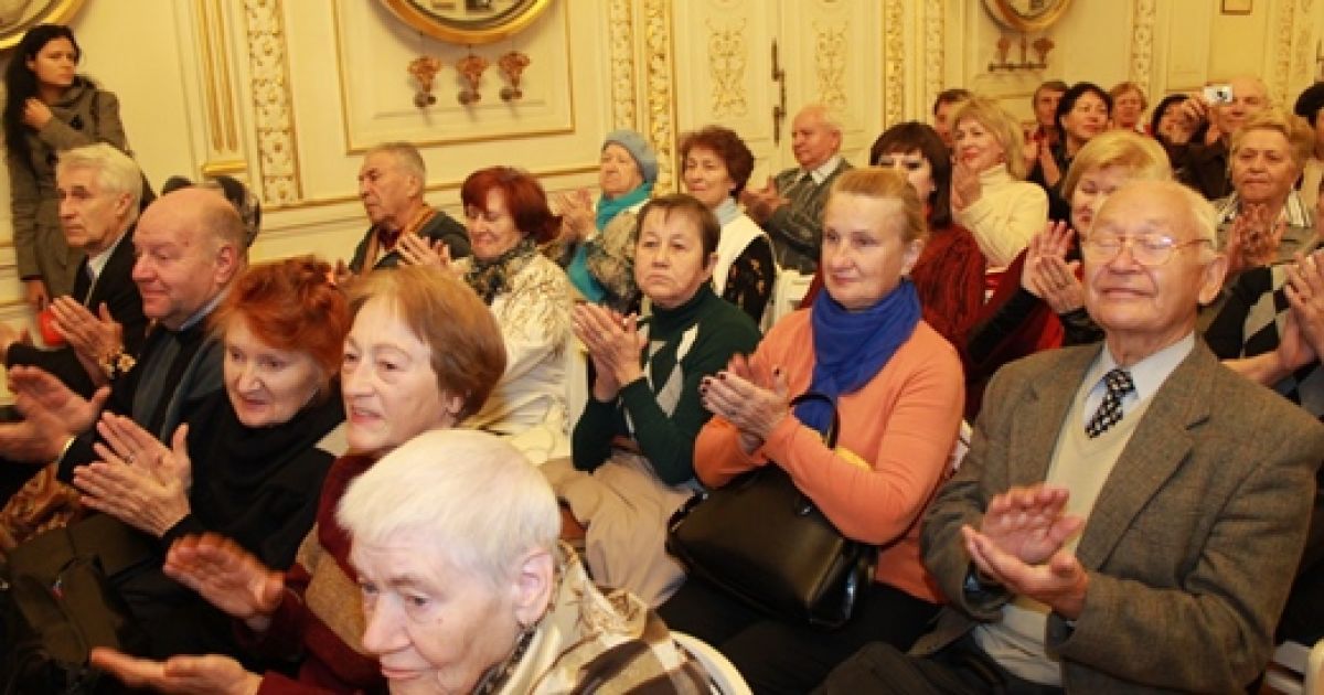 В основі навчання дорослих закладена ідея інтеграції неформальної та формальної освіти