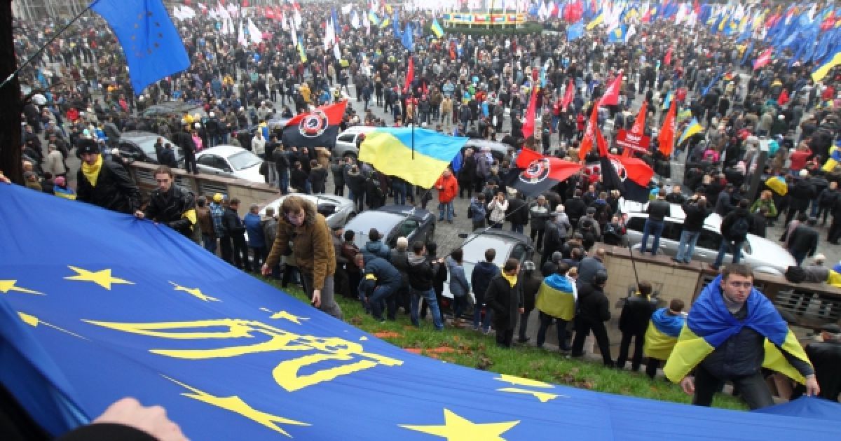 Мітинг за євроінтеграцію / © Українське фото