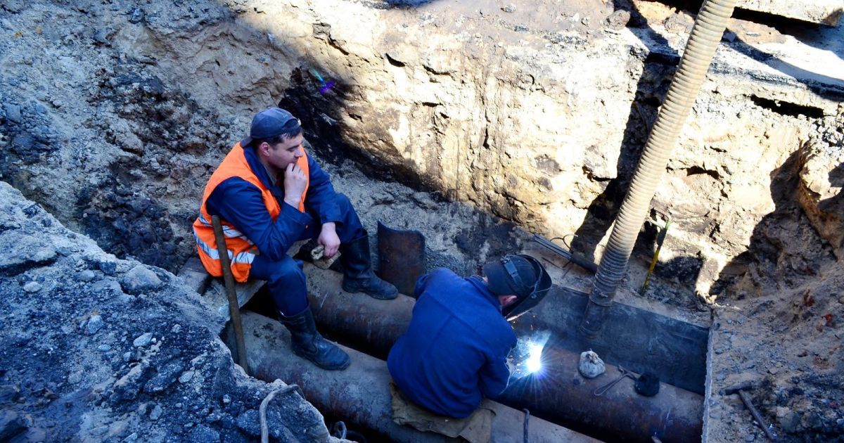 Кияни залишились без опалення та гарячої води