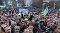 Через колону студентів у Тернополі перекрили рух транспорту.