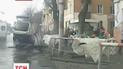 В Кривом Роге авто влетело в остановку общественного транспорта