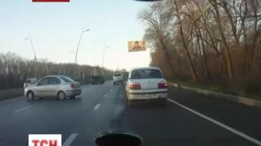 Первый гололед вызвал десятки ДТП на дорогах Донецка