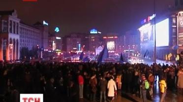 Обновленный обзор событий, происходящих на "объединенном" Майдане