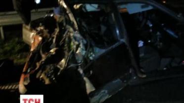 Під Києвом фура знесла легковик, загинуло 4 чоловіки