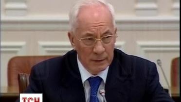 Азаров обвинил оппозицию в применении силы