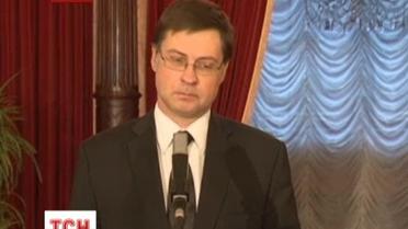 Премьер Латвии ушел в отставку, из-за национального горя