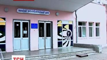 На Кировоградщине больных туберкулезом заставляют покупать бесплатные лекарства