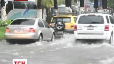 Мексику может атаковать новый ураган