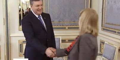 Янукович погодився на умови МВФ, щоб отримати кредит