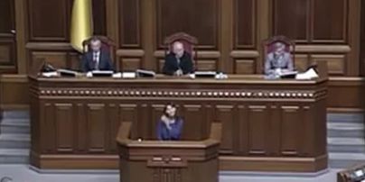 У Раді знайшлися 12 депутатів-"жебраків" з чистими деклараціями