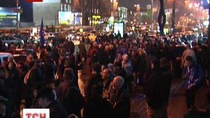 Новий огляд подій, що відбуваються у центрі Києва