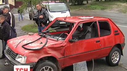 У Києві чоловік підірвався в автомобілі у власному гаражі