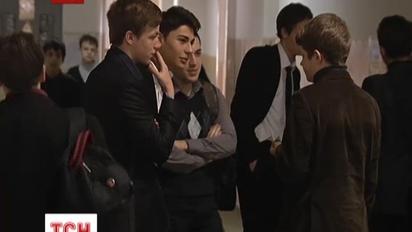 В Києві рейдери хочуть захопити школу