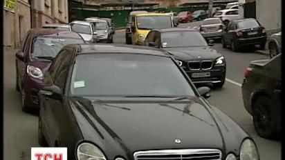 Державтоінспекція хоче повернути евакуатори на дороги Києва