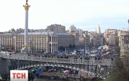 Мітингувальники на Євромайдані продовжують жити у ритмі протесту