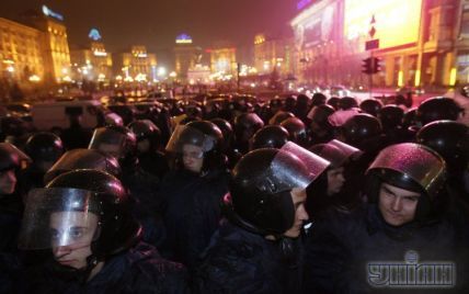 "Беркут" атакував Євромайдан зі сльозогінним газом: пролилася перша кров