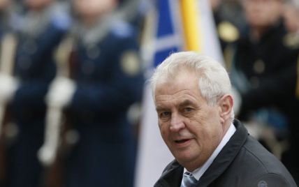 Президент Чехії пожартував у відповідь на запитання щодо звільнення Тимошенко