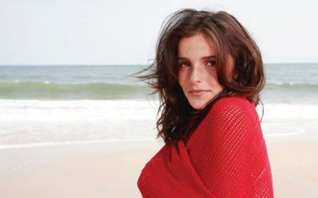17-річна Алі Лохан підписала контракт з модельним агентством / © lindsay-lohan.net