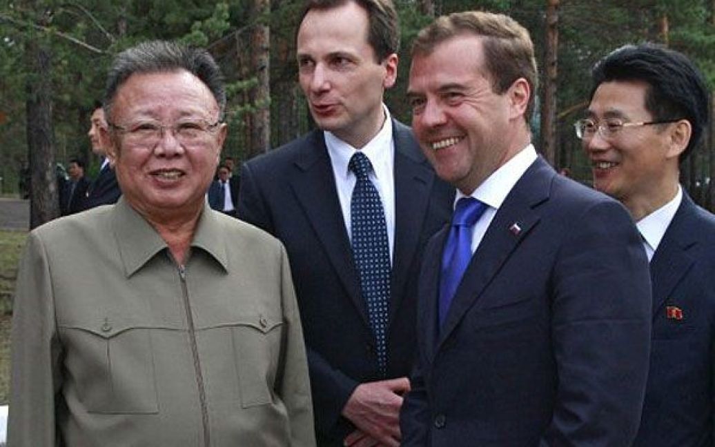 Глава КНДР Кім Чен Ір на бронепоїзді відвідав Росію та зустрівся з президентом РФ Дмитром Мєдвєдєвим. / © AFP