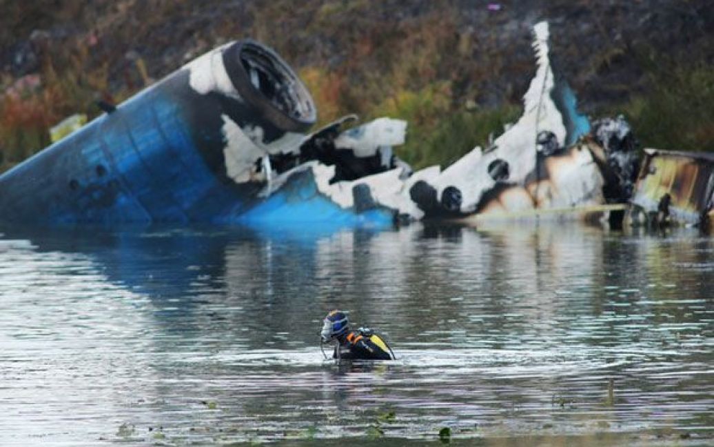 Під Ярославлем сталась авіакатастрофа літака Як-42, в результаті якої загинула хокейна команда "Локомотив". / © ИТАР-ТАСС
