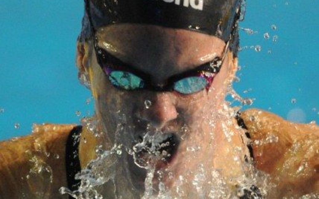 Мексика, Гвадалахара. Американська плавчиня Джулія Сміт виступає у фінальному запливі на 200 метрів під час змагань на Панамериканських іграх у Гвадалахарі. Сміт завоювала золоту медаль. / © AFP