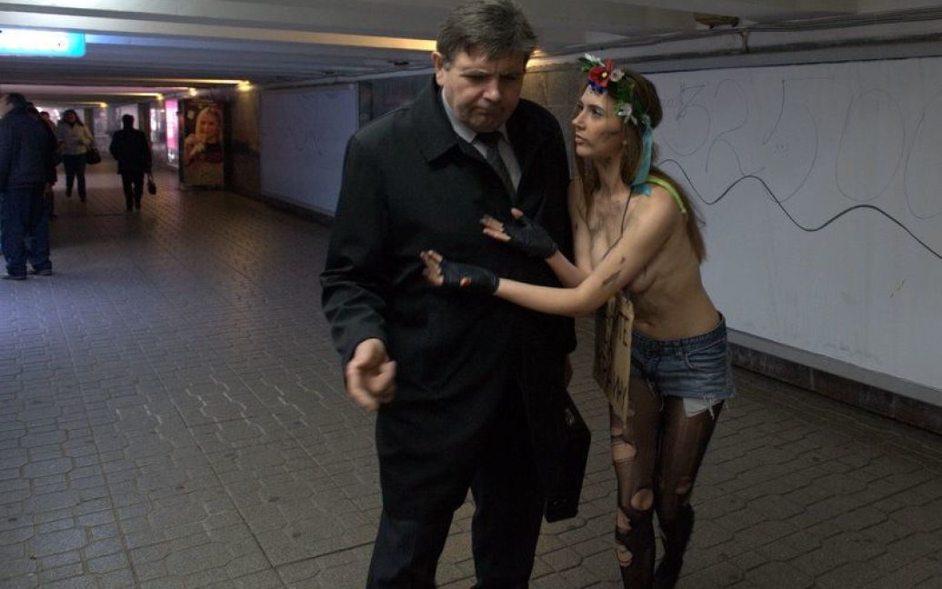 FEMEN збирають півтора мільярда для Тимошенко / © Жіночий рух FEMEN