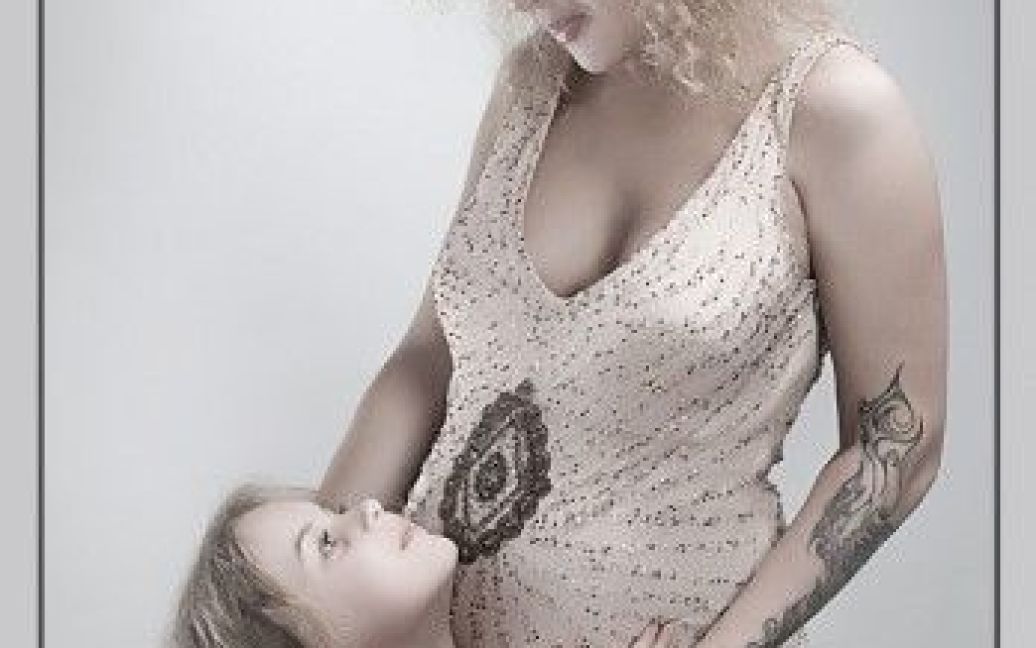 Ольга Юнакова знову стане мамою / © navsi100.com