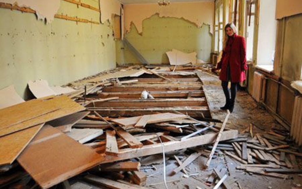 "Рейдери" залишили будинок на Басейній / © Українська правда