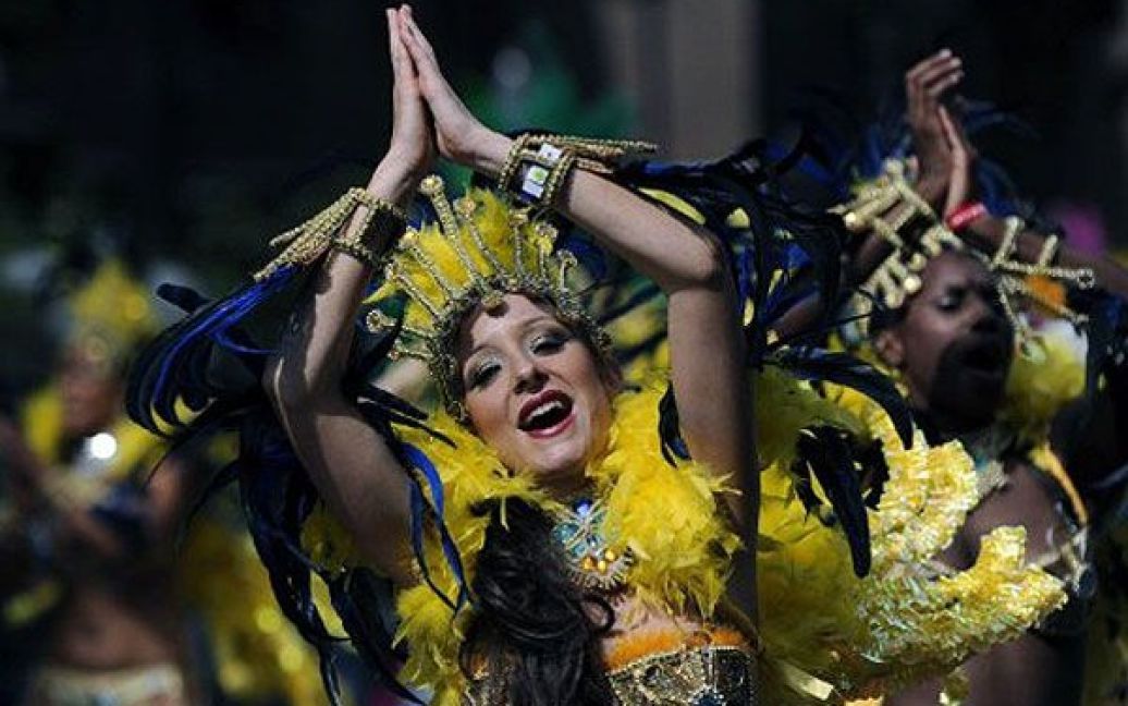 У Лондоні проходить щорічний дводенний карнавал Ноттінг-Хілл, який вважають одним з найбільших у світі. / © AFP
