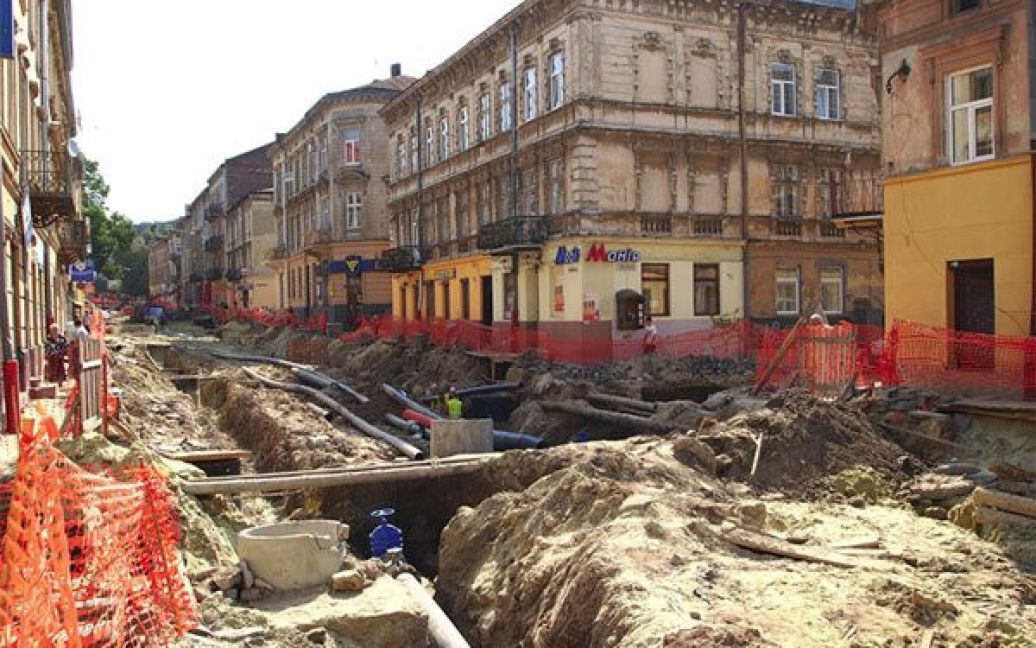 В рамках підготовки до проведення Євро-2012 у Львові планують реконструювати 19 вулиць. / © ua-travels.livejournal.com