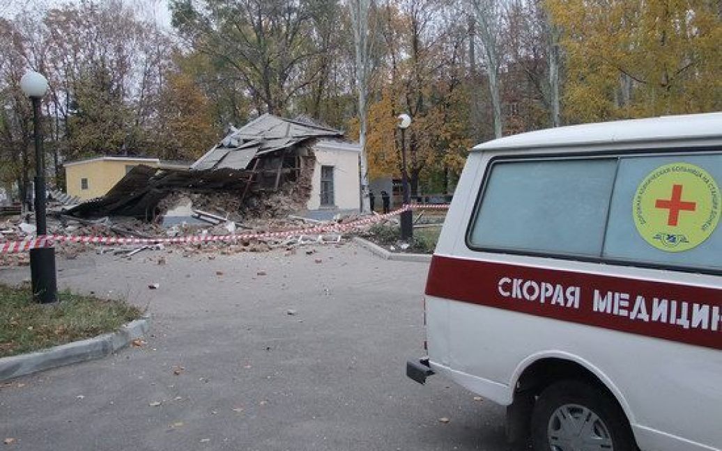 В патологоанатомічному відділенні Донецької обласної залізничної лікарні стався вибух. / © Остров